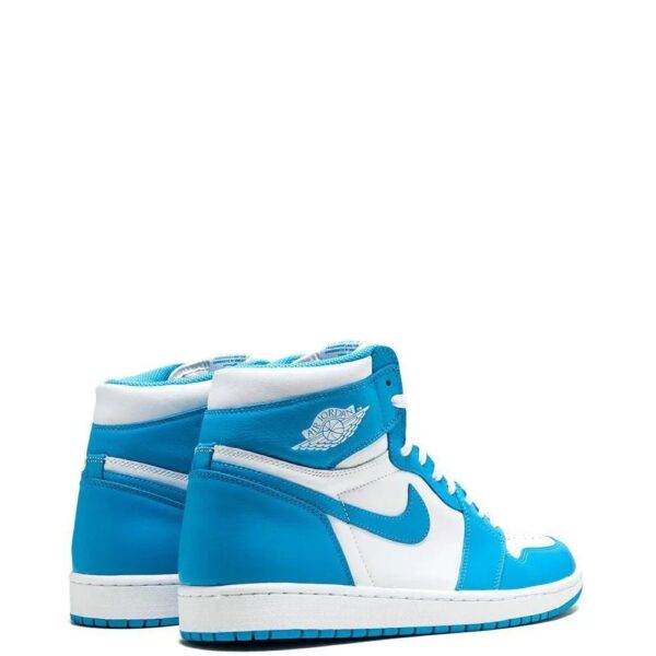 Alternative view of Jordan Retro 1 mid UNC