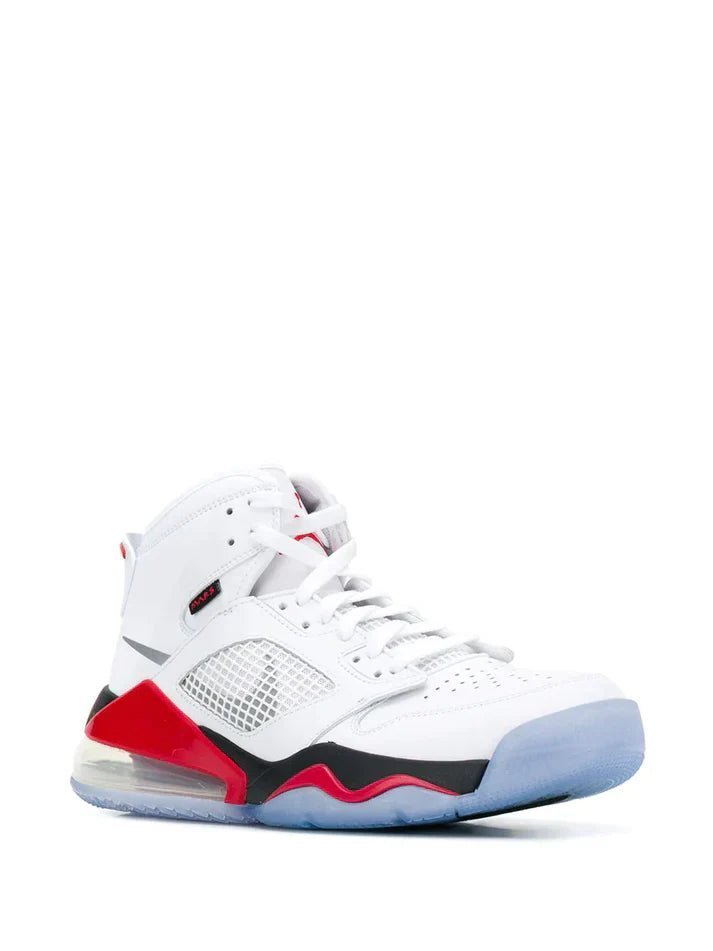 jordan mars 270 FIRE RED - Image 2
