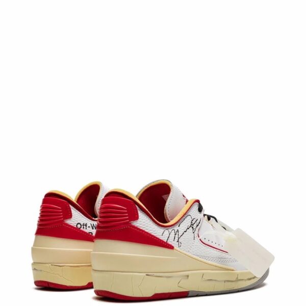 Alternative view of Jordan 2 low OFF WHITE X CHICAGO WHITE RED
