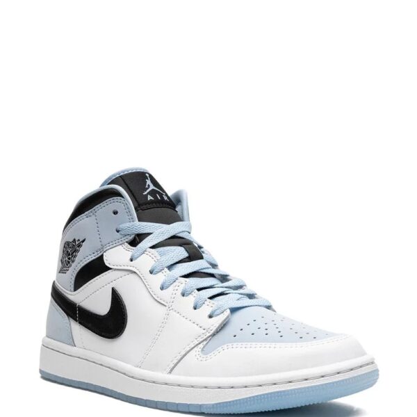 Alternative view of jordan retro 1 mid WHITE ICE BLUE