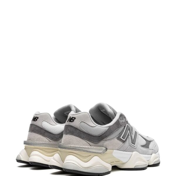 Alternative view of NEW BALANCE 9060