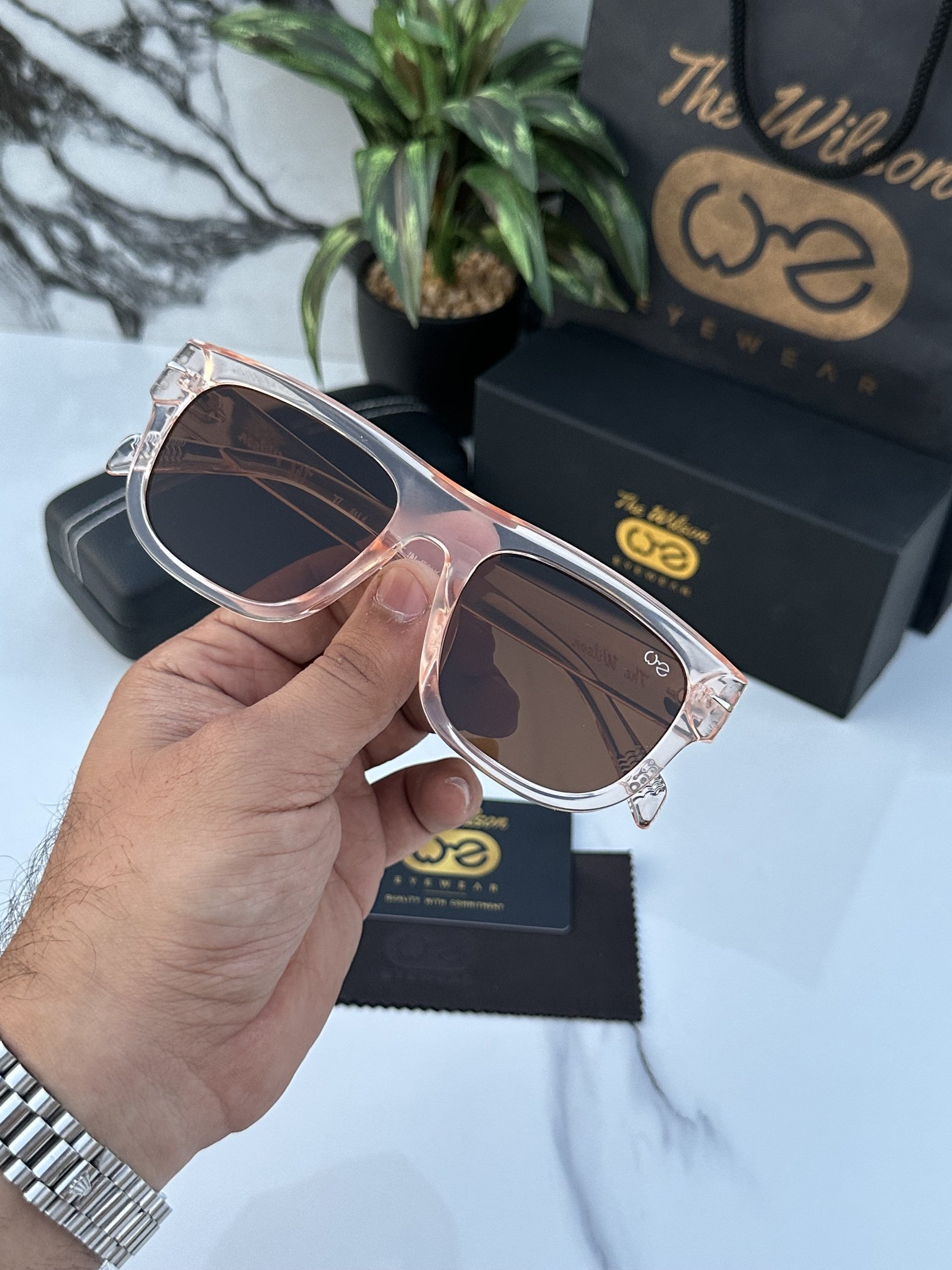 Branded Sunglasses TW 2206 Peach(With Original Kit) - Image 4