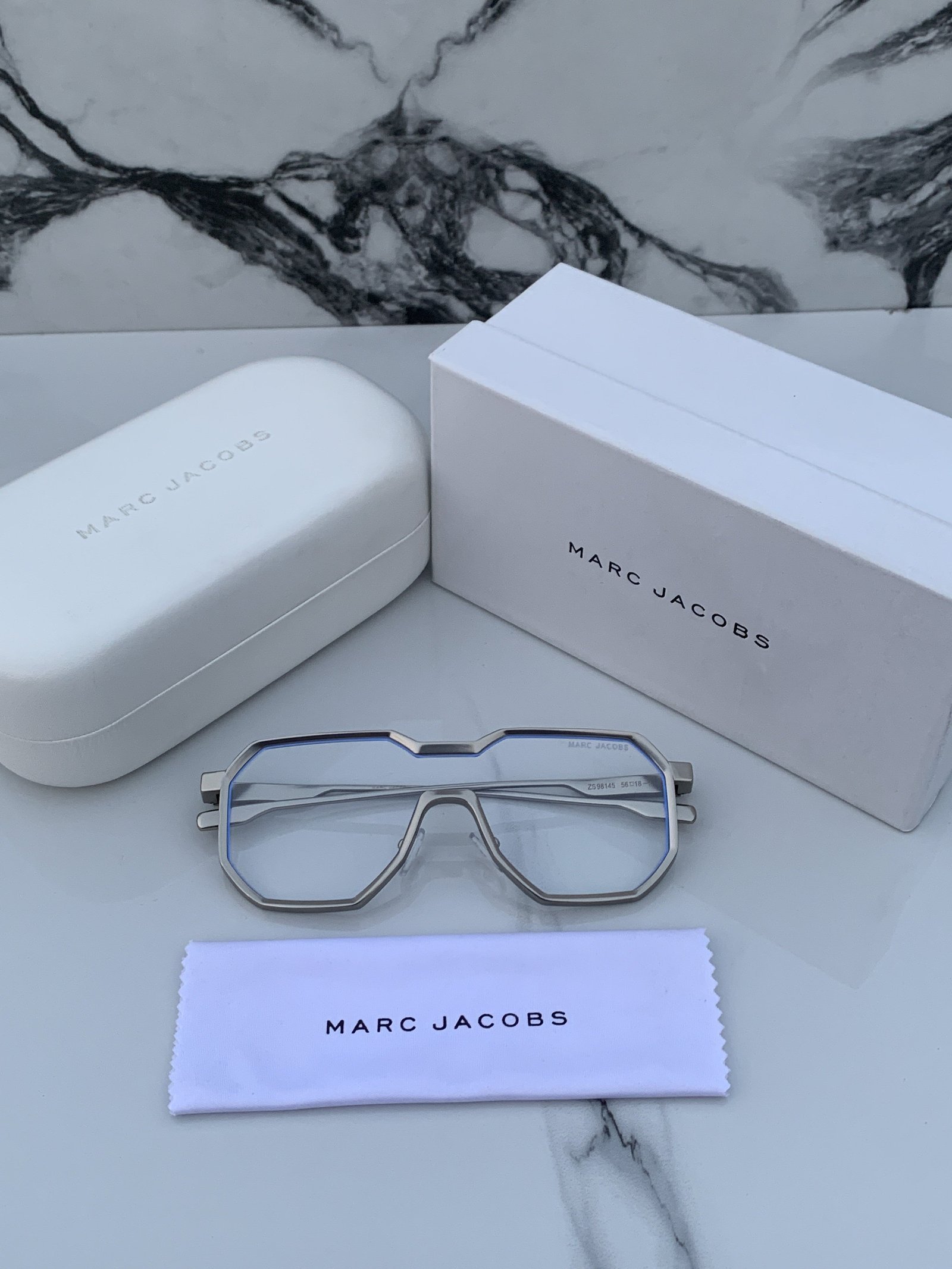 Branded Sunglasses MJ 98145 silver plano (With Original Kit) - Image 3