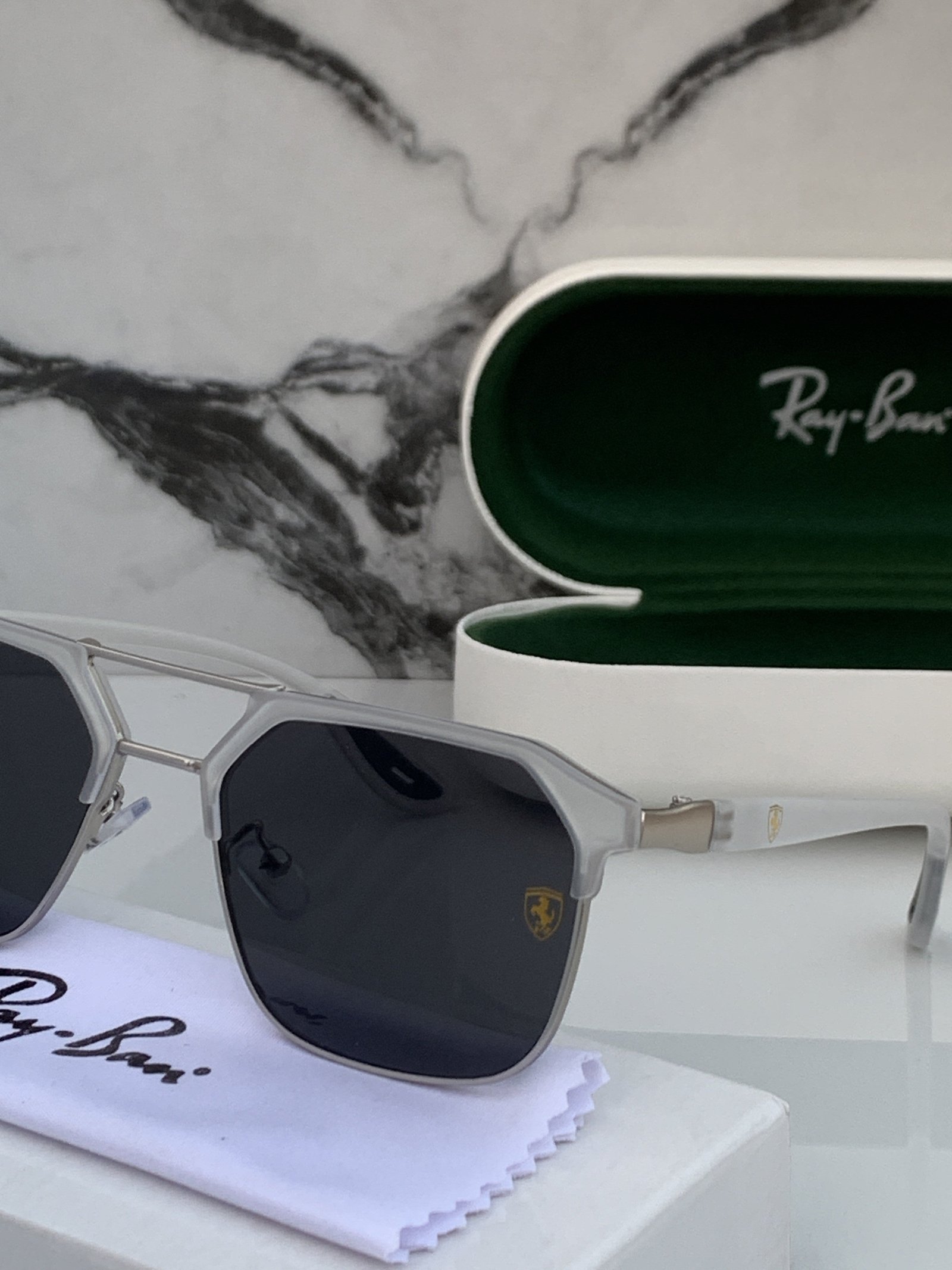 Branded RB White Black Sunglasses (With Original Kit) - Image 5