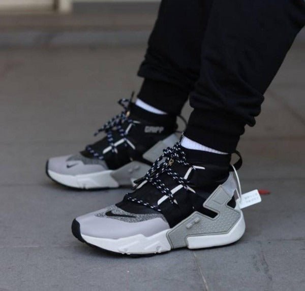 Branded Huarache Gripp Atmosphere Grey Black For Men's - Image 2