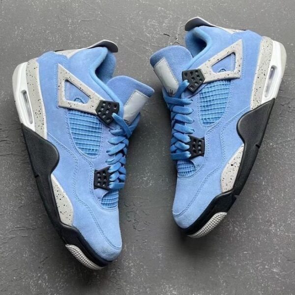 Alternative view of NIKE AIR JORDAN RETRO 4