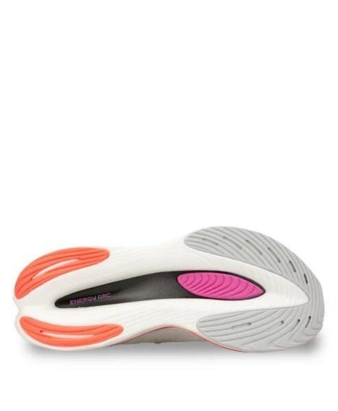 Alternative view of New Balance Fuel Cell Elite V3