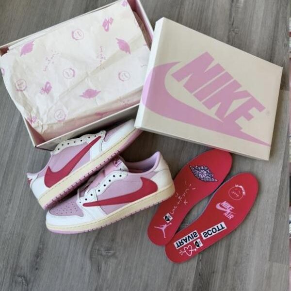 NIKKE AIR JORDAN 1 TRAVIS SCOTT TROPICAL PINK
