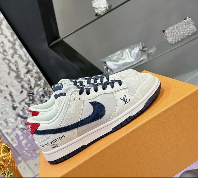 LOUUIS VUITTON X NIKKE SB DUNK LOW NAVY - Image 4