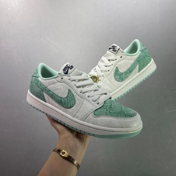 NIKKE AIR JORDAN 1 LOW YEAR OF THE SNAKE 2025